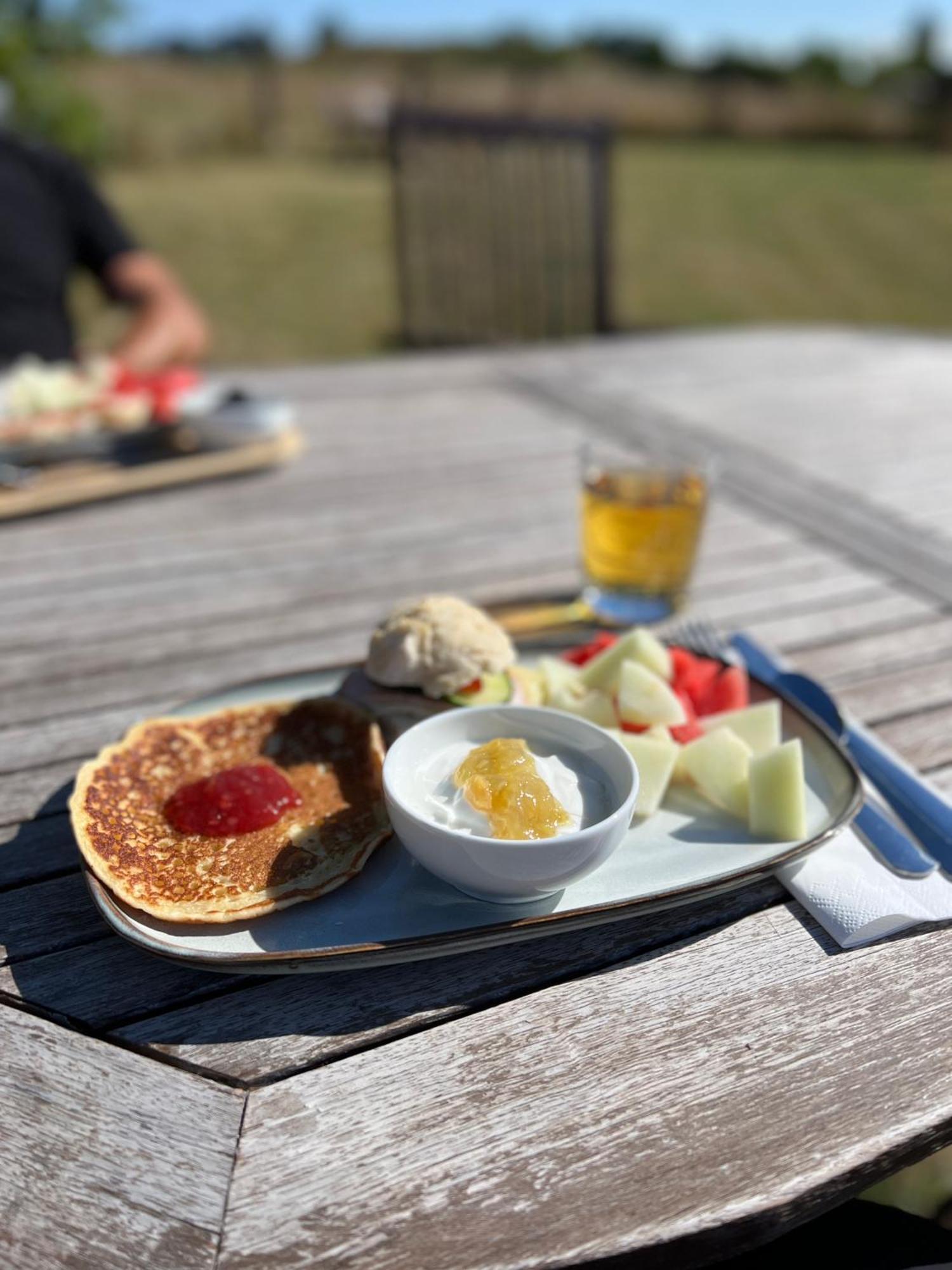 Backadal Gard Bnb Ystad Bagian luar foto
